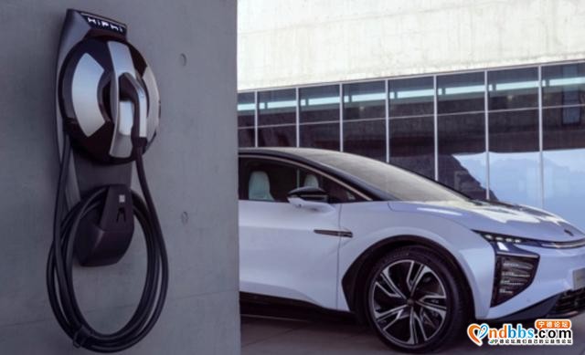 无视爆燃隐患？高合HiPhi X用宁德时代811电池，谁敢买-2.jpg