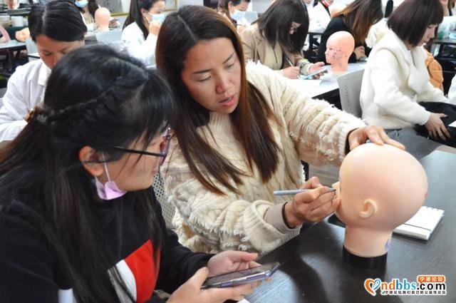 我为群众办实事 | 学费全免！推荐就业！“美容师”委培就业班开班啦-5.jpg