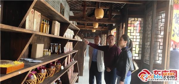 福州市鼓楼区侨联组织华人企业家赴宁德考察-7.jpg