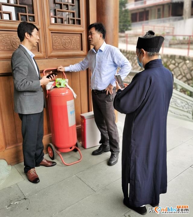 宁德市政协组织开展《改善宗教场所消防安全条件的建议》提案办理调研-2.jpg