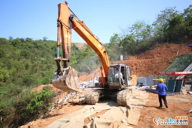 零容忍！金涵依法拆除3000㎡违建物……-1.jpg