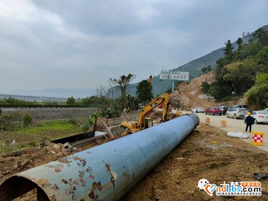违建广告牌拆！“护航”104国道改扩建...-5.jpg