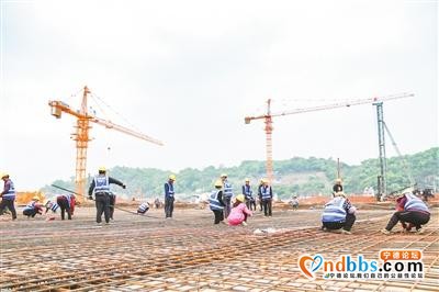 福鼎时代锂离子电池生产基地工程项目建设签约到交地仅用一个月，并且实现了拿地即开工——宁德服务再育“金娃娃”“宁德速度”再创新纪录-1.jpg
