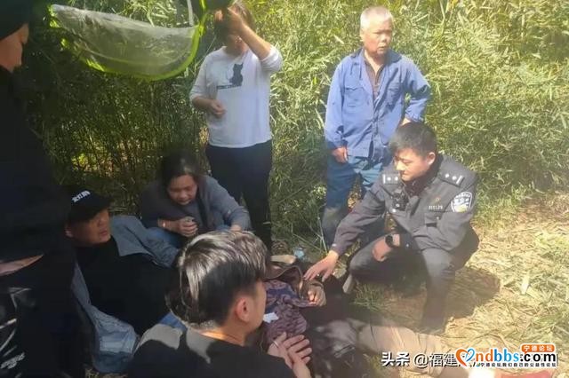 八旬老人上山采笋失联60小时！警民联动搜山救人-5.jpg