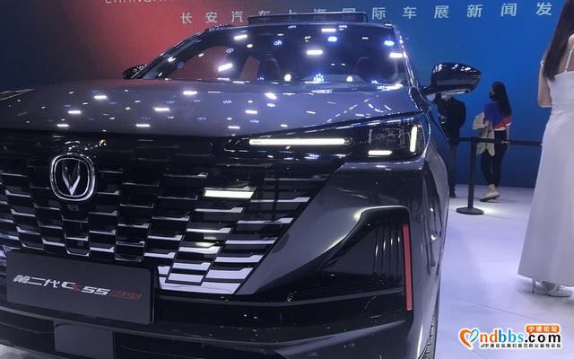 上海车展：全新长安CS55 PLUS首发，长安与华为、宁德时代共同造车-5.jpg