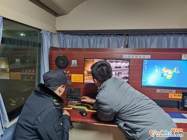 新鲜！您发现市区街头的“最新款大巴”了吗？有这些用途……-2.jpg