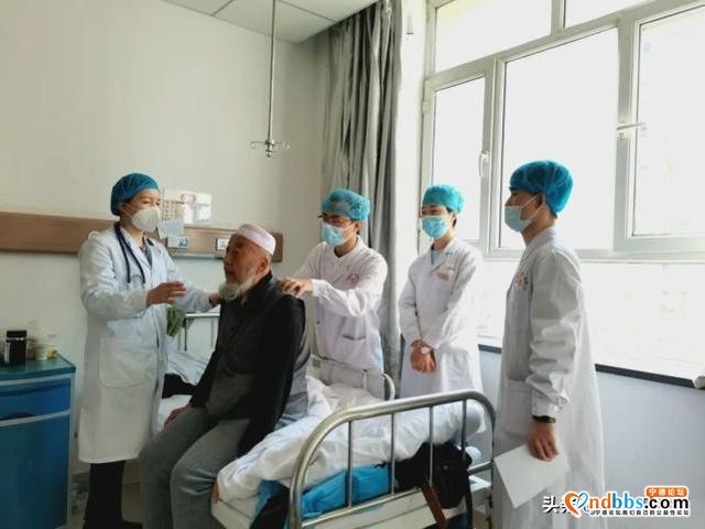 这名宁德援疆医生，手写500页讲义！打造一支带不走的康复医疗队-3.jpg