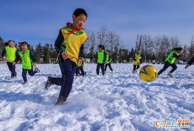 5年足球场增4倍超18万个，球场建设潮下踢球变得方便了吗-9.jpg