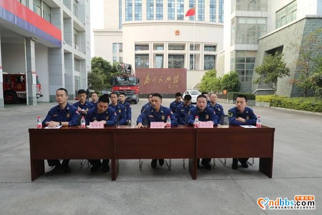 “这场拉练很有料”--支队开展政治工作协作区党团群业务工作实操拉练-6.jpg