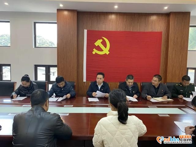 蕉城霍童镇开展“重温革命历史 汲取奋进力量”党史学习教育党日活动暨党委理论学习中心组学习会-4.jpg