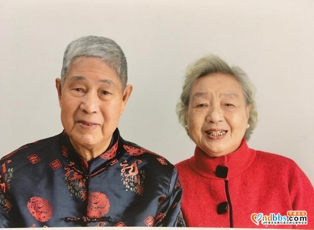 宁德市医院ICU病房里的钻石婚纪念日-2.jpg