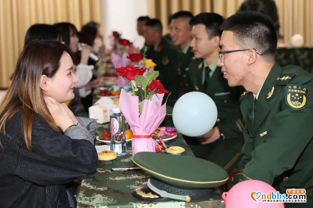 “携手军营 自然心动” ——精彩美图带你一睹军地青年联谊活动现场-8.jpg