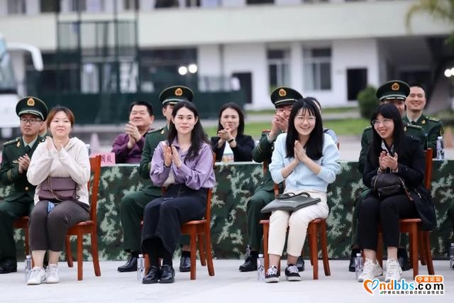“携手军营 自然心动” ——精彩美图带你一睹军地青年联谊活动现场-22.jpg