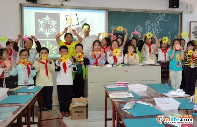福建省宁德福鼎市前岐中心小学举办庆祝建党100周年剪纸作品展-13.jpg