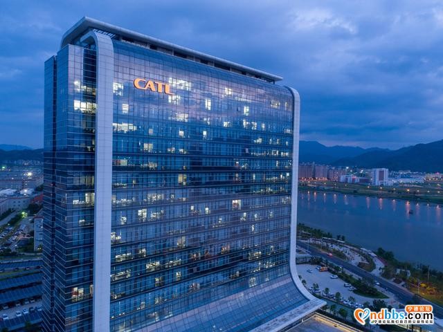 宁德时代Q1营收翻倍，毛利率却走低，又撒140亿元寻找新出路-2.jpg