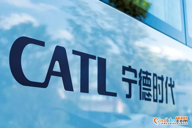 李嘉诚经营60年的身家，这个宁德人用10年就挣到了-1.jpg