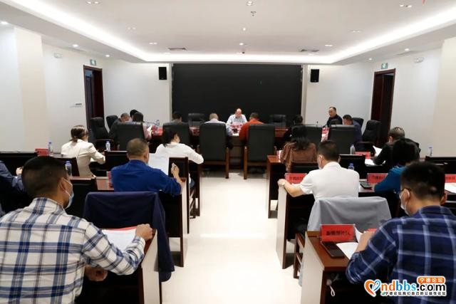 东侨召开2022年城乡居民“两险”参保征缴工作推进会-1.jpg