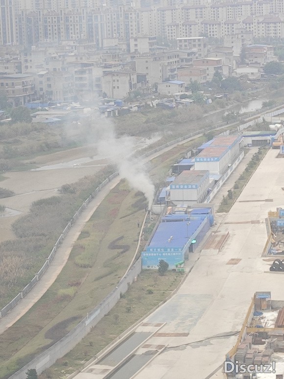 现在是不禁烧秸秆了吧 天天都能看到冒烟了-1.jpg